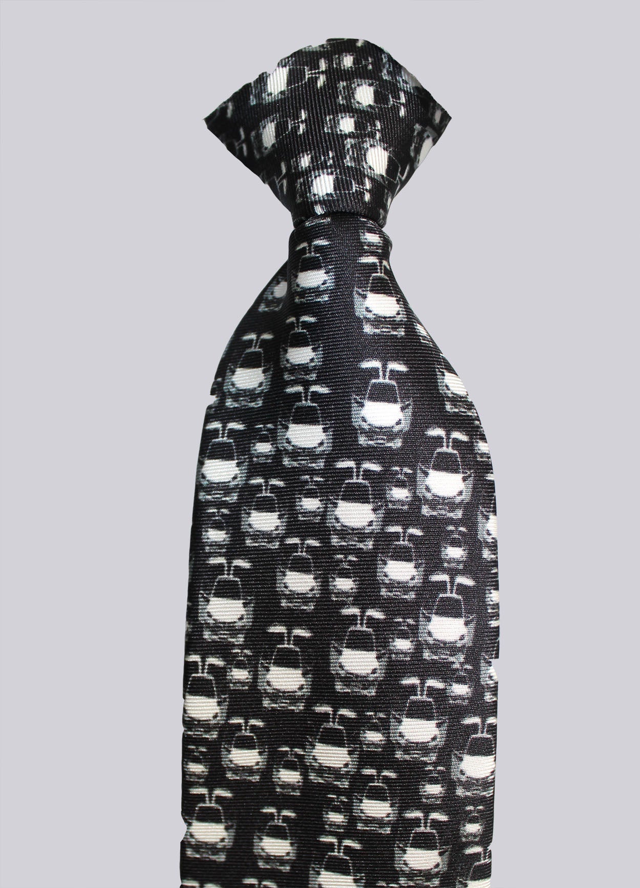 Boys size, Black & White Cars 100% Silk Twill Tie